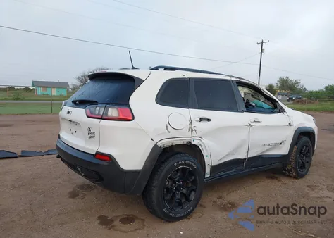 2022 Jeep Cherokee X 4X4 from USA, damaged, VIN 1C4PJMCX5ND552864